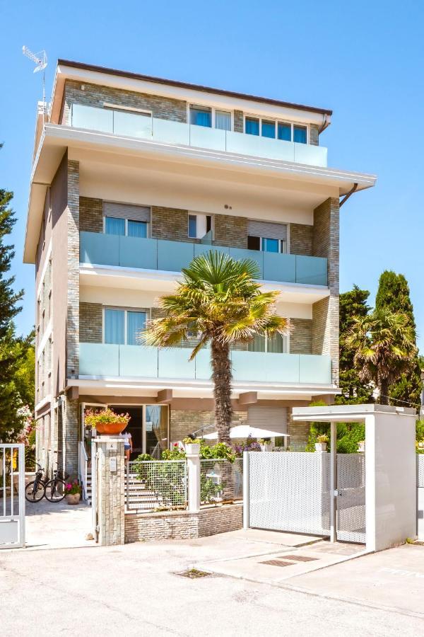 Hotel Villa Del Mare Σενιγκάλια Εξωτερικό φωτογραφία
