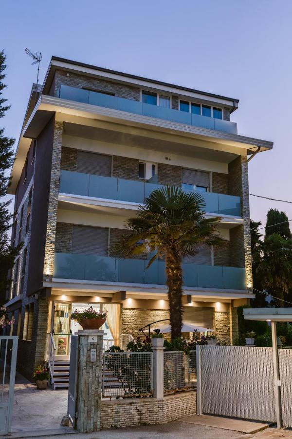 Hotel Villa Del Mare Σενιγκάλια Εξωτερικό φωτογραφία