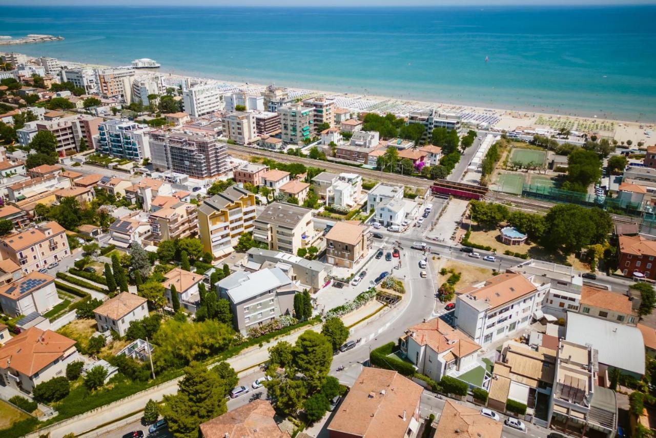 Hotel Villa Del Mare Σενιγκάλια Εξωτερικό φωτογραφία