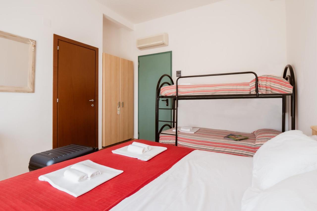 Hotel Villa Del Mare Σενιγκάλια Εξωτερικό φωτογραφία